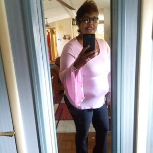 Meet your Posher, Sharon